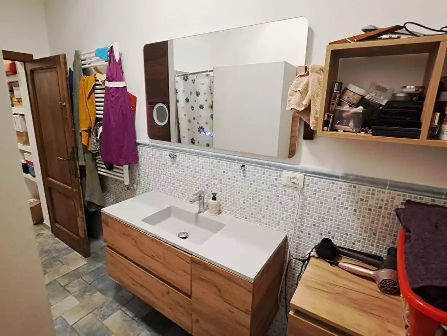 Immagine 13 di Appartamento in vendita  a Rosignano Marittimo