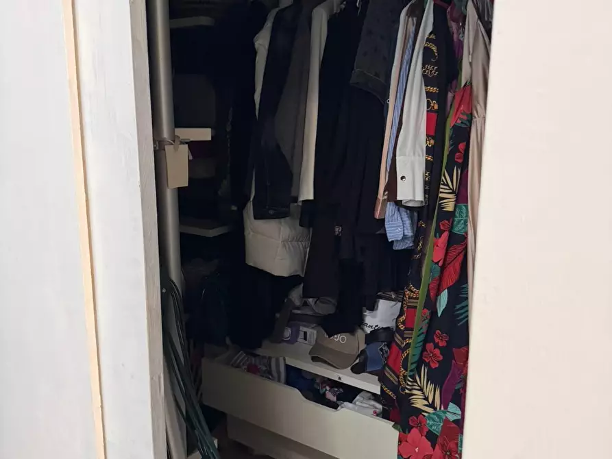 Immagine 7 di Porzione di casa in vendita  a Sarzana