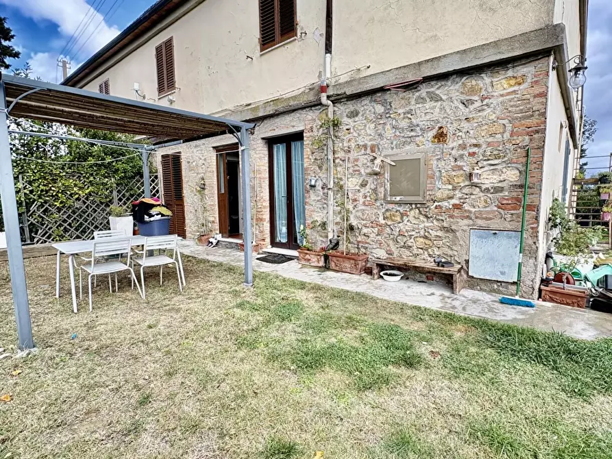 Immagine 45 di Terratetto in vendita  a Gambassi Terme