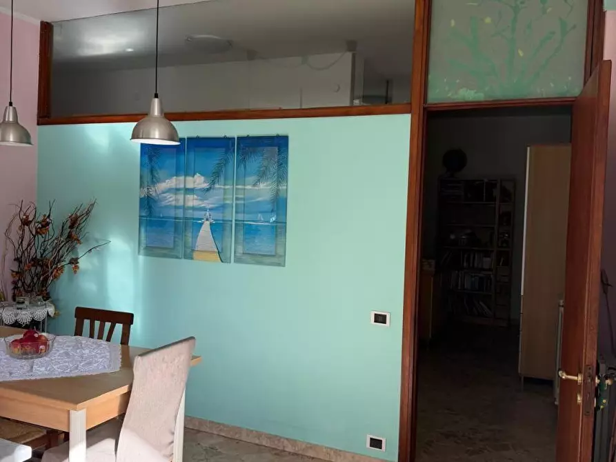 Immagine 16 di Palazzo in vendita  a Carrara