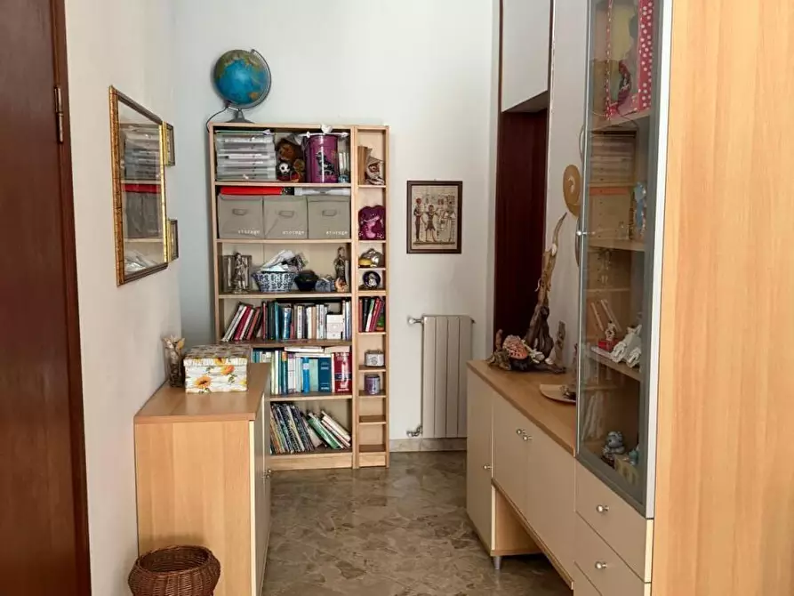 Immagine 18 di Palazzo in vendita  a Carrara