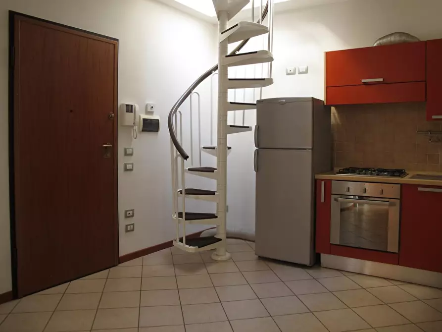 Immagine 3 di Appartamento in vendita  a Capraia E Limite