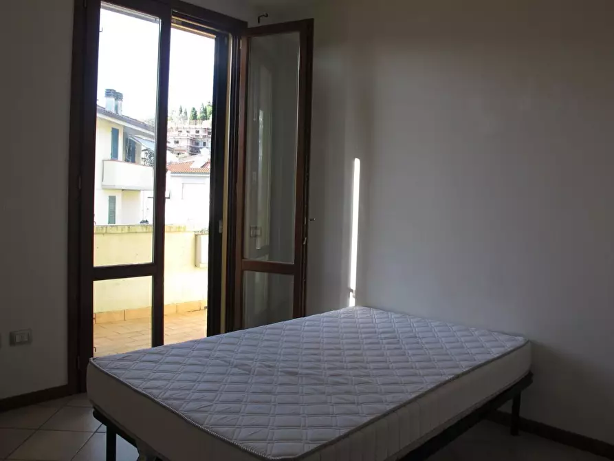 Immagine 5 di Appartamento in vendita  a Capraia E Limite