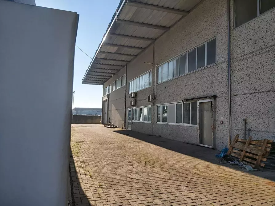 Immagine 31 di Capannone industriale in affitto  a Castelfranco Di Sotto