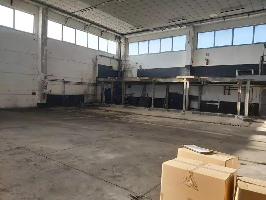 Immagine 7 di Capannone industriale in affitto  a Castelfranco Di Sotto