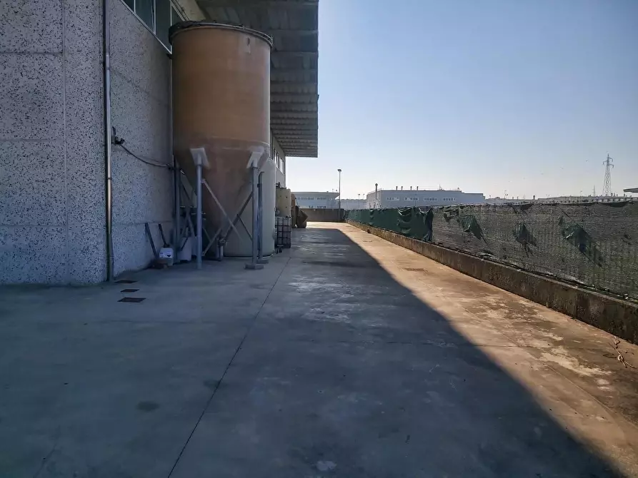 Immagine 34 di Capannone industriale in affitto  a Castelfranco Di Sotto