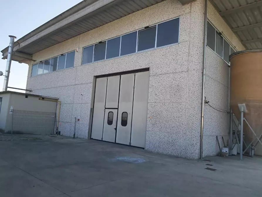 Immagine 33 di Capannone industriale in affitto  a Castelfranco Di Sotto