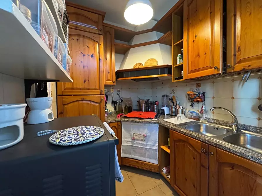 Immagine 35 di Villetta a schiera in vendita  a Viareggio