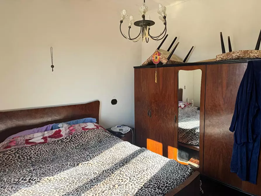 Immagine 2 di Appartamento in vendita  a Pisa