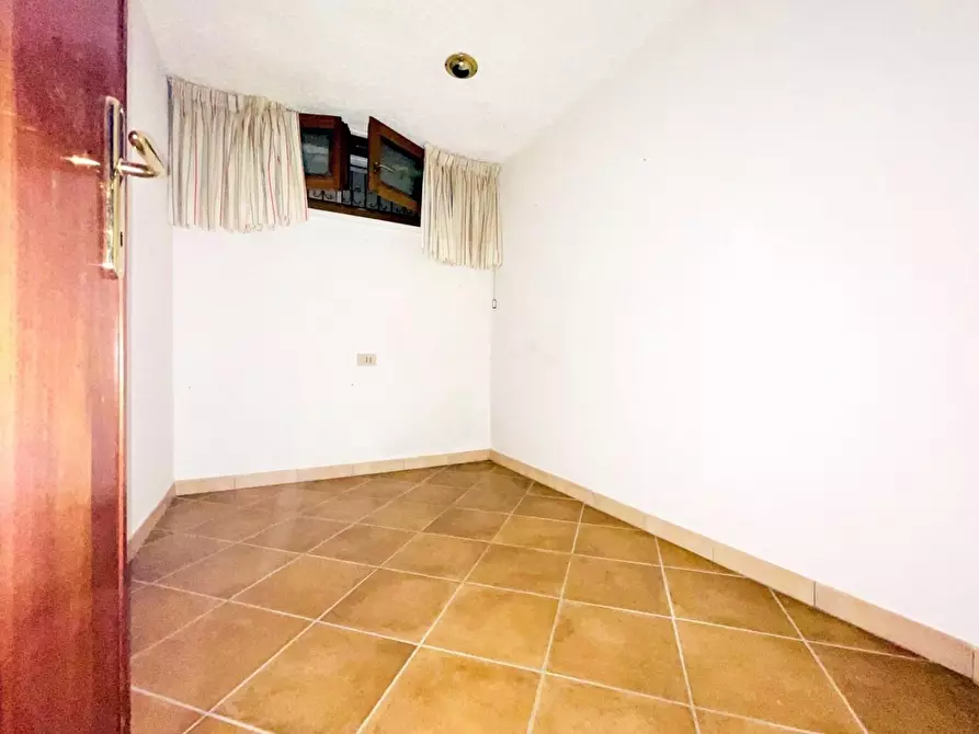 Immagine 8 di Casa quadrifamiliare in vendita  a Viareggio