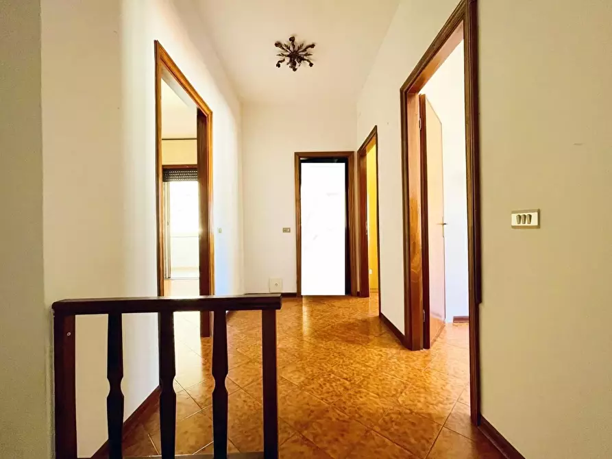 Immagine 17 di Casa quadrifamiliare in vendita  a Viareggio