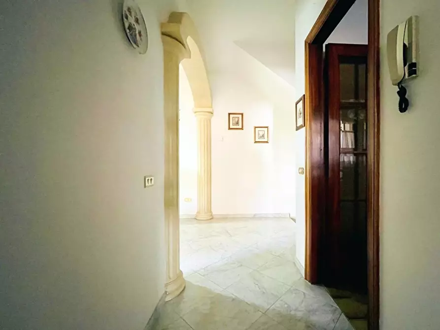 Immagine 2 di Casa quadrifamiliare in vendita  a Viareggio