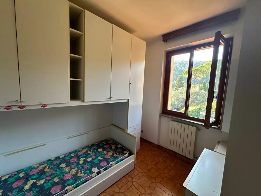 Immagine 29 di Terratetto in vendita  a Ameglia