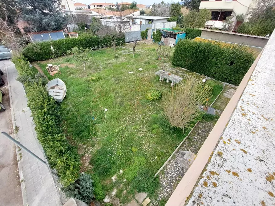 Immagine 30 di Casa bifamiliare in vendita  a Rosignano Marittimo