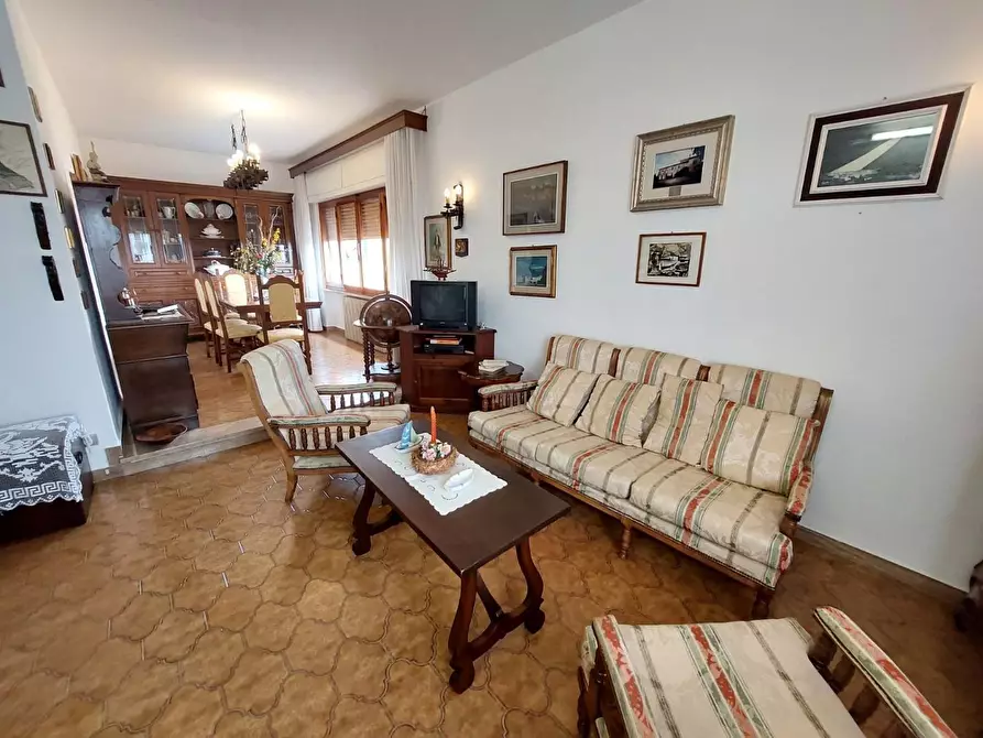 Immagine 4 di Casa bifamiliare in vendita  a Rosignano Marittimo