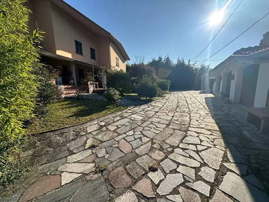 Immagine 14 di Terratetto in vendita  a Ameglia