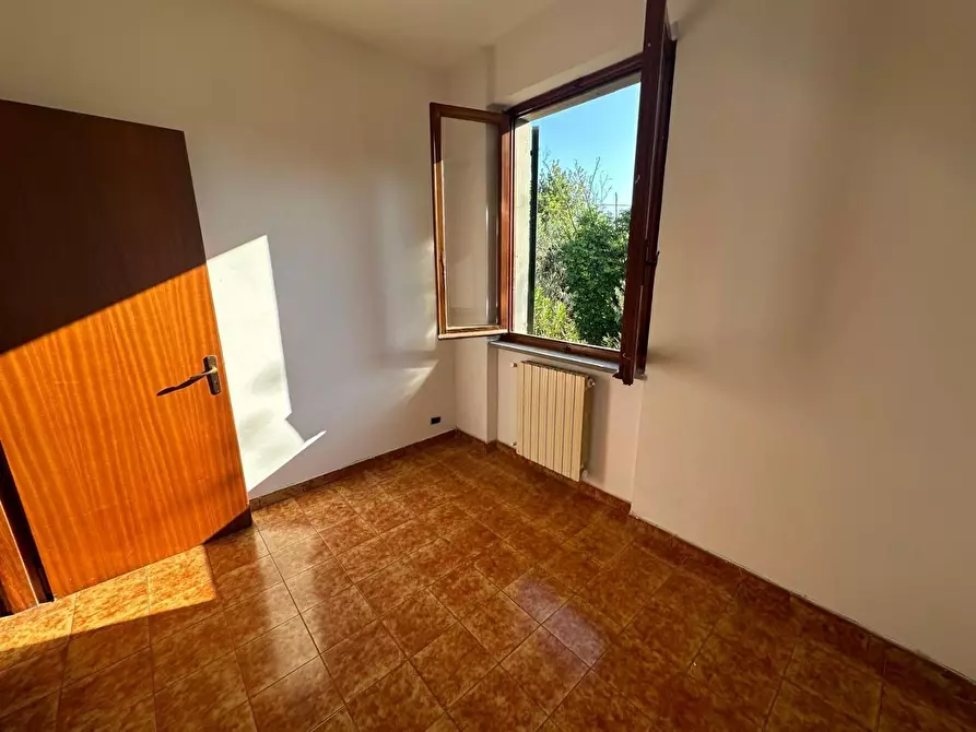 Immagine 33 di Terratetto in vendita  a Ameglia