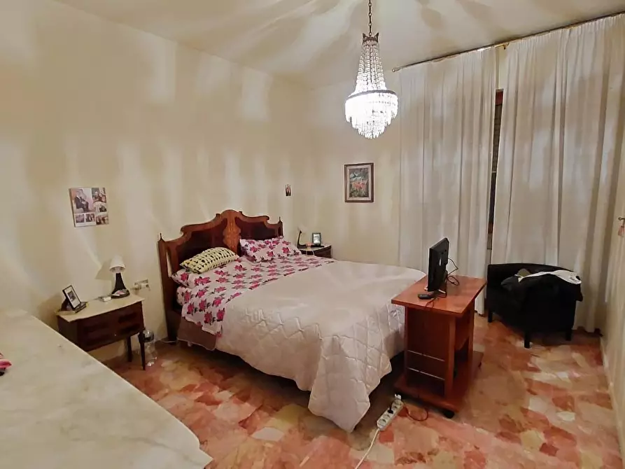 Immagine 6 di Appartamento in vendita  a Pontedera