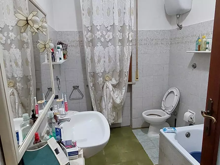 Immagine 9 di Appartamento in vendita  a Pontedera