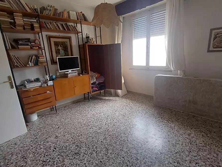 Immagine 13 di Appartamento in vendita  a Pontedera