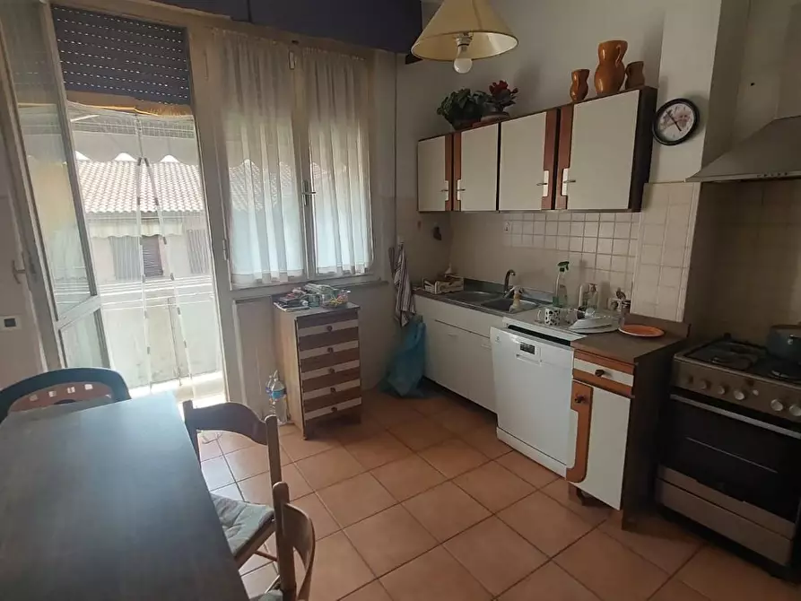 Immagine 6 di Appartamento in vendita  a Pontedera