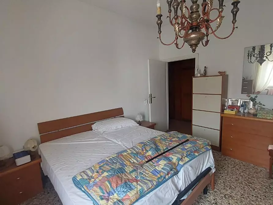 Immagine 10 di Appartamento in vendita  a Pontedera