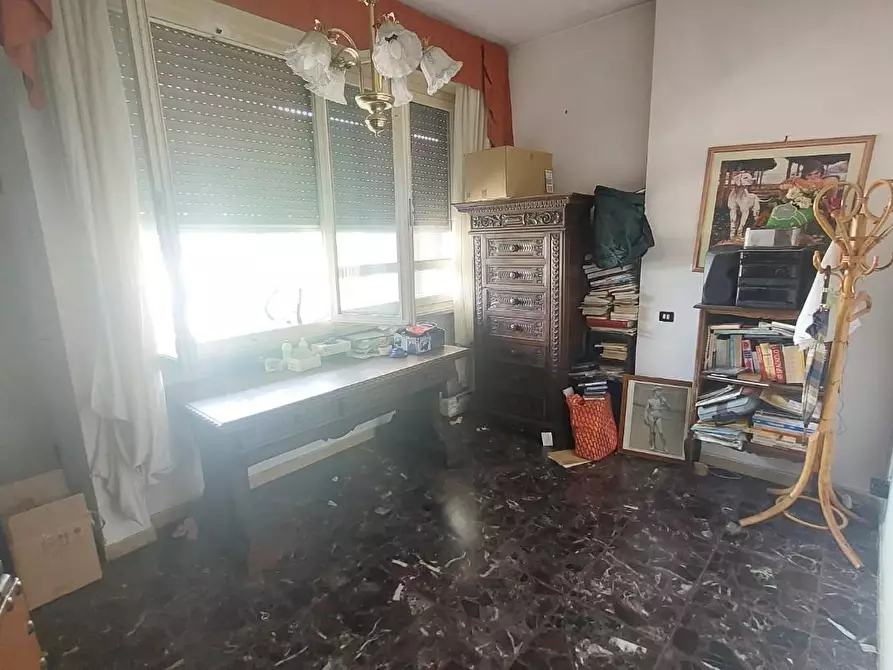 Immagine 12 di Appartamento in vendita  a Pontedera