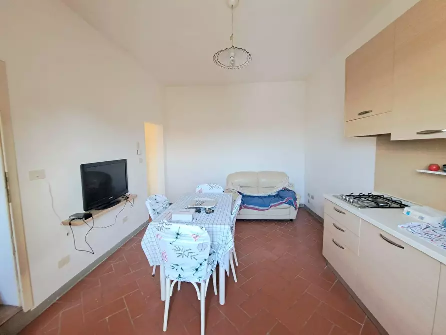 Immagine 3 di Appartamento in vendita  a Lamporecchio