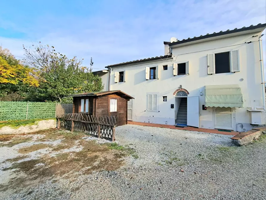 Immagine 2 di Appartamento in vendita  a Lamporecchio