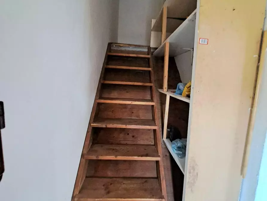 Immagine 7 di Appartamento in vendita  a Lamporecchio