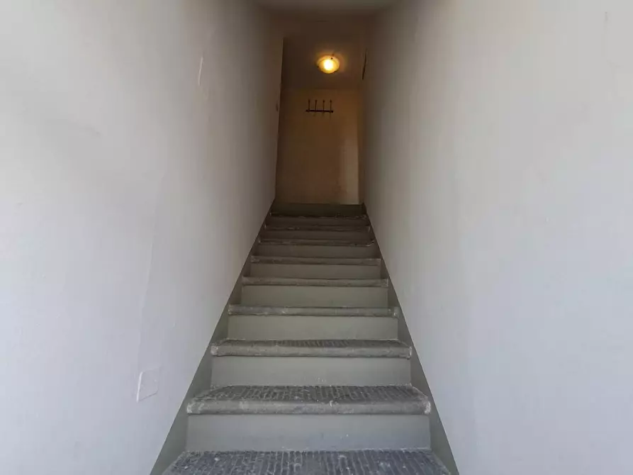 Immagine 19 di Appartamento in vendita  a Lamporecchio