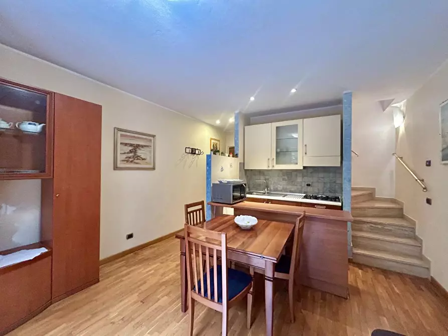 Immagine 7 di Appartamento in vendita  a Siena