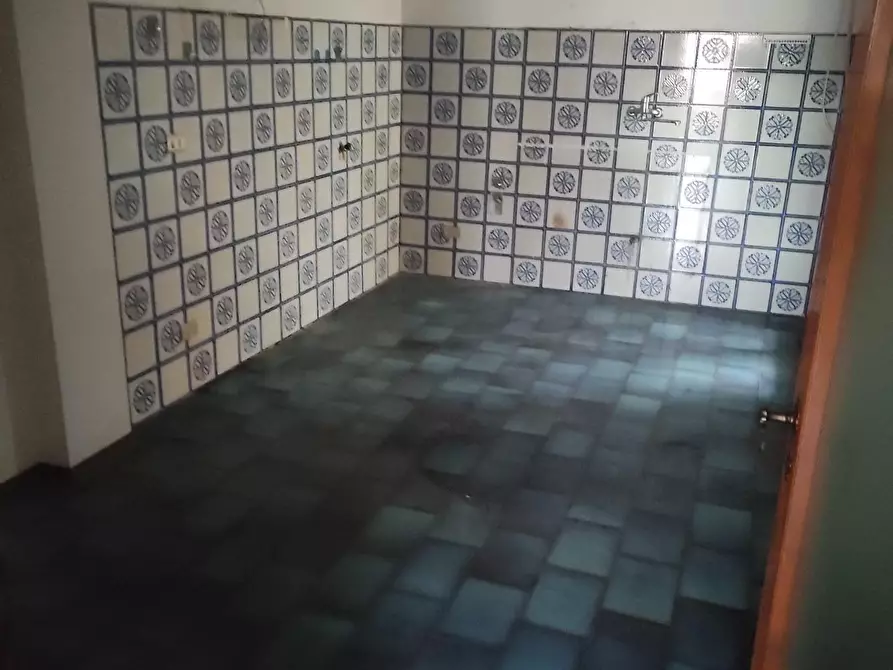 Immagine 1 di Appartamento in vendita  a Pisa