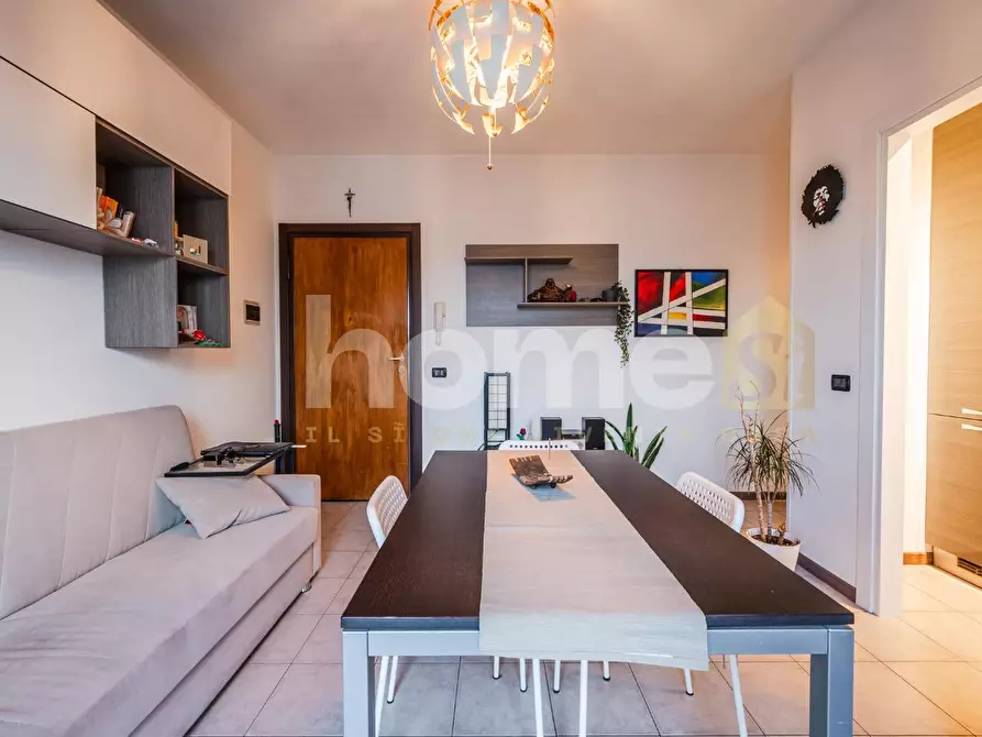 Immagine 9 di Appartamento in vendita  a Reggio Nell'emilia