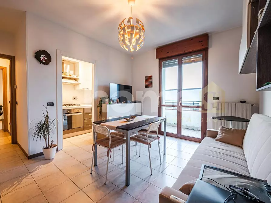 Immagine 1 di Appartamento in vendita  a Reggio Nell'emilia