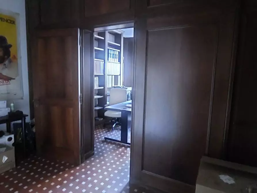 Immagine 9 di Appartamento in vendita  a Carrara