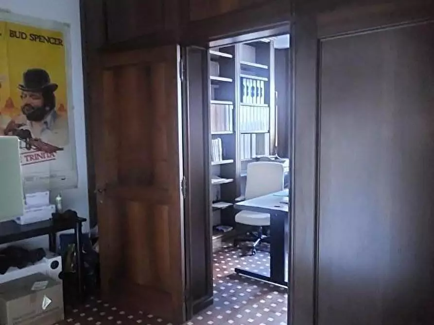 Immagine 8 di Appartamento in vendita  a Carrara