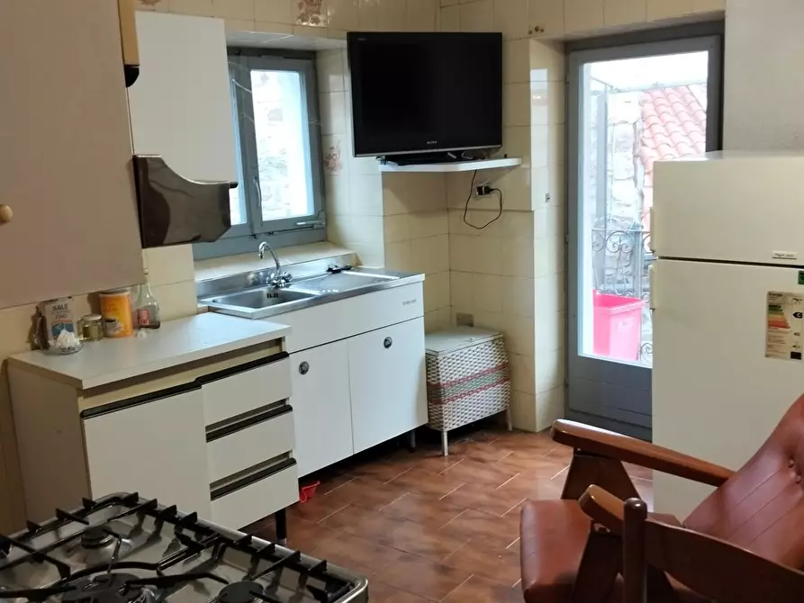 Immagine 14 di Porzione di casa in vendita  a Tresana