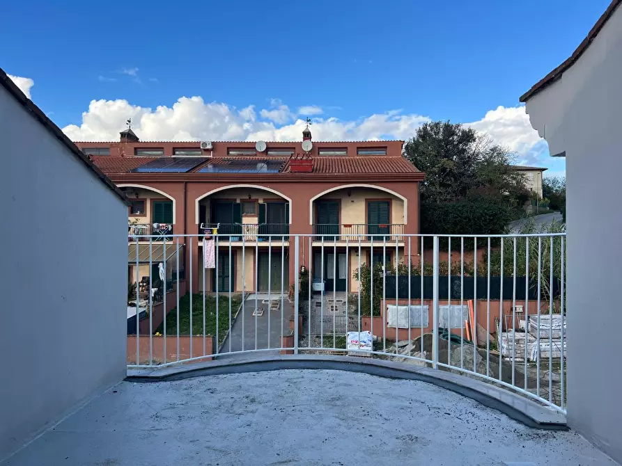 Immagine 19 di Villetta a schiera in vendita  a Santa Maria A Monte