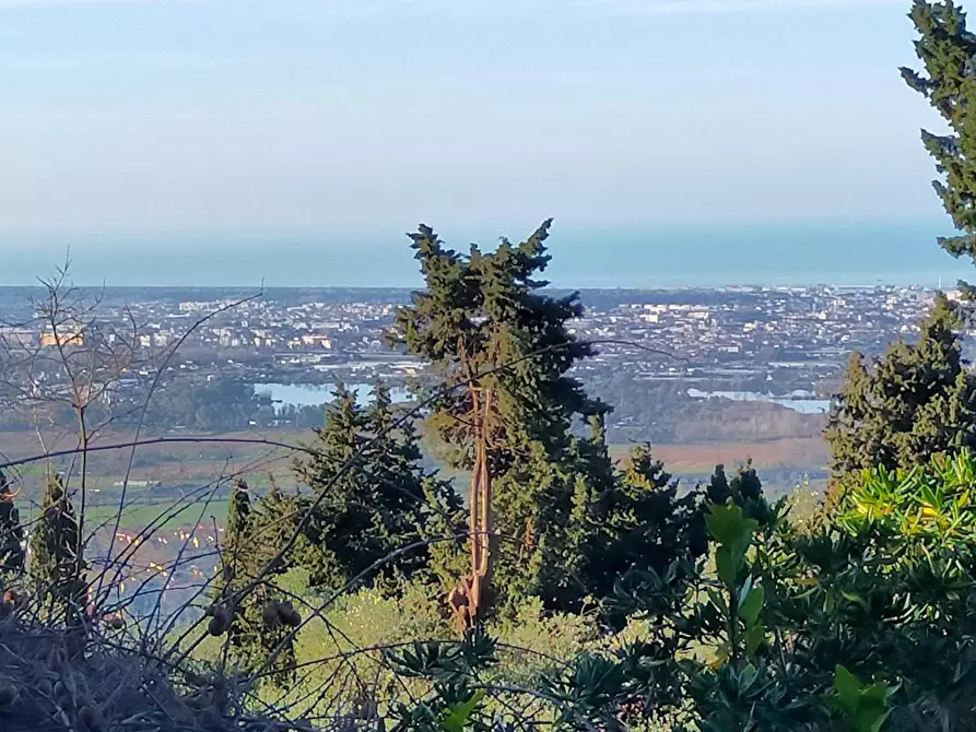 Immagine 26 di Villetta a schiera in vendita  a Massarosa