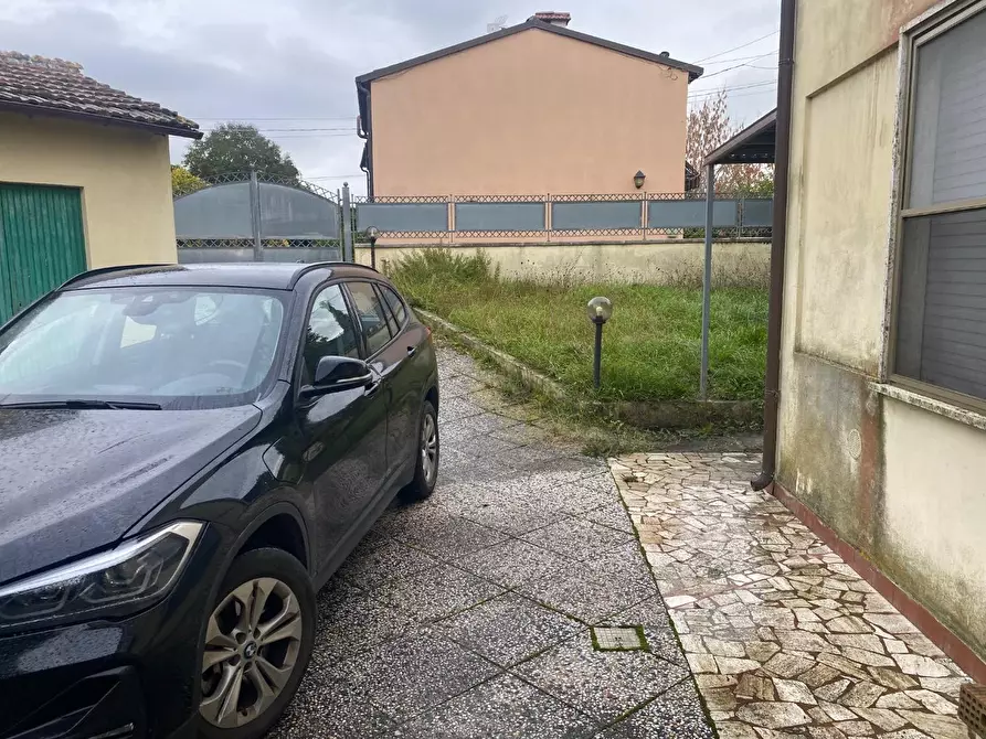 Immagine 19 di Villetta a schiera in vendita  a Massarosa