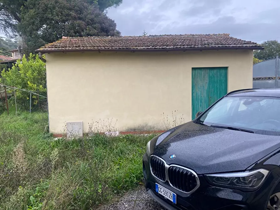 Immagine 17 di Villetta a schiera in vendita  a Massarosa