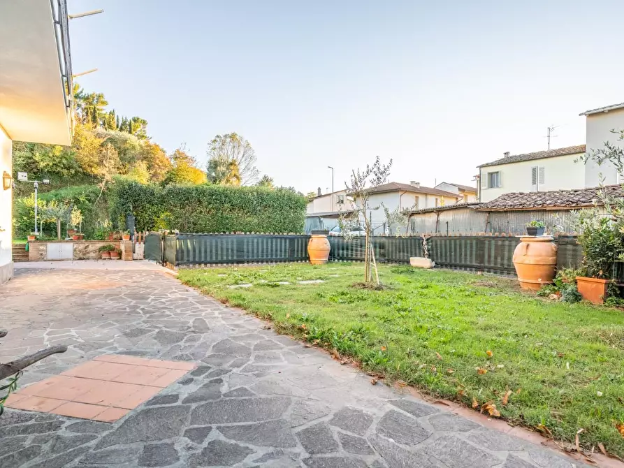 Immagine 6 di Casa bifamiliare in vendita  a Palaia