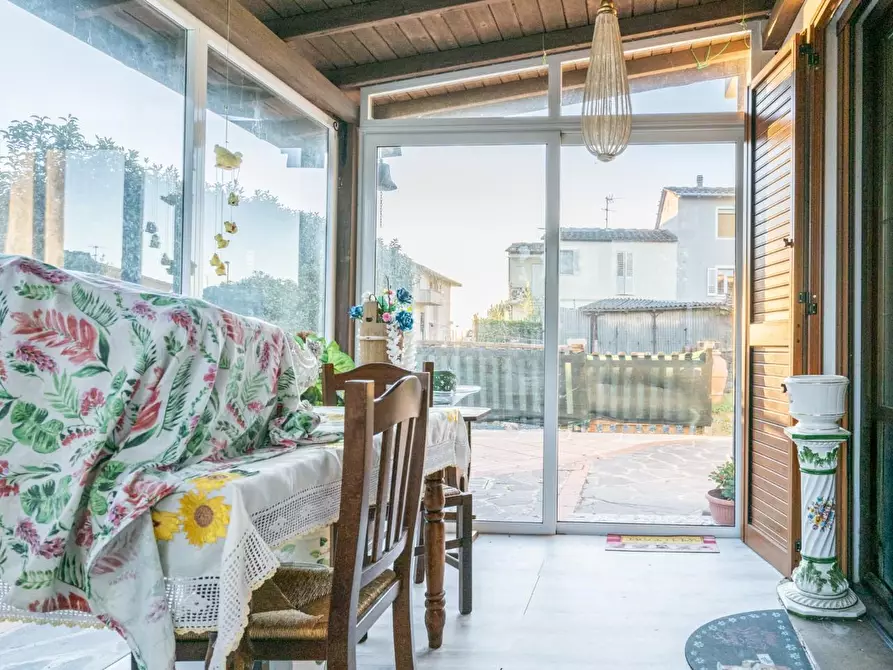 Immagine 8 di Casa bifamiliare in vendita  a Palaia