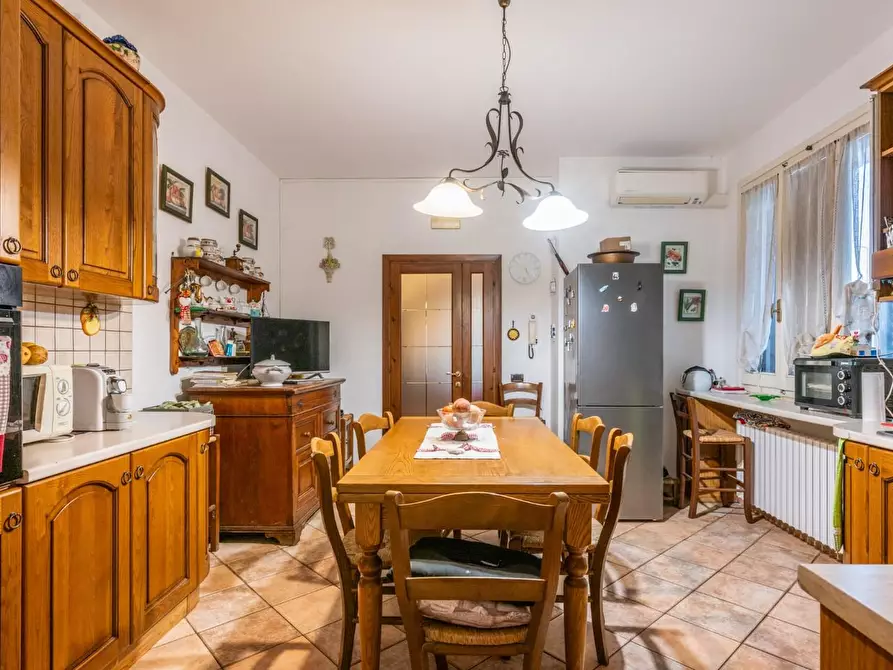 Immagine 18 di Casa bifamiliare in vendita  a Palaia