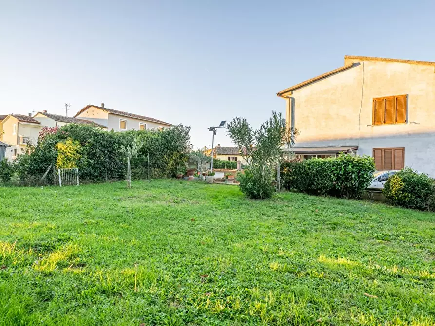 Immagine 7 di Casa bifamiliare in vendita  a Palaia