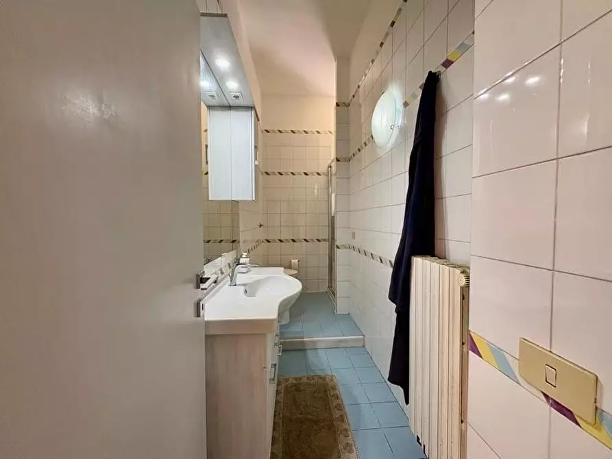 Immagine 38 di Villa in vendita  a Castelfiorentino