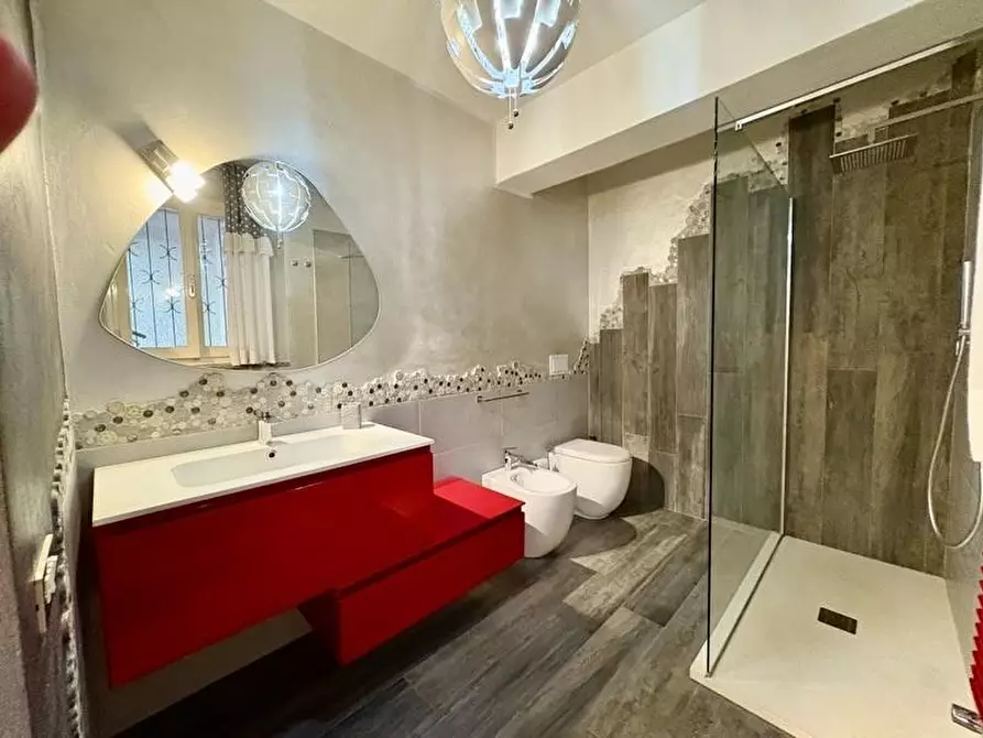 Immagine 10 di Villa in vendita  a Castelfiorentino