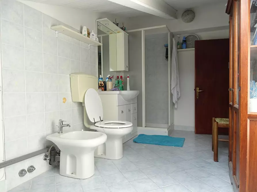 Immagine 8 di Casa bifamiliare in vendita  a Montale