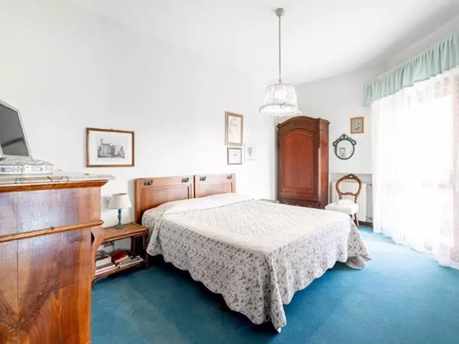 Immagine 34 di Casa indipendente in affitto  a Forte Dei Marmi